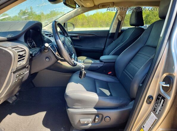 JTJDARDZ2M2236460 2021 LEXUS NX Серебряный Вид салона спереди
