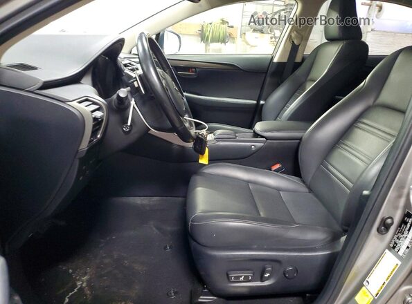 JTJDARDZXM2248212 2021 LEXUS NX Silver Widok wnętrza z przodu