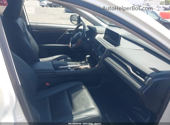 JTJHGKFA3M2015643 2021 LEXUS RX 450HL Белый Вид салона спереди