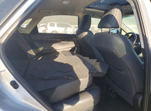 JTJYARBZXG2032451 2016 LEXUS NX Silver უკანა სალონის ხედი