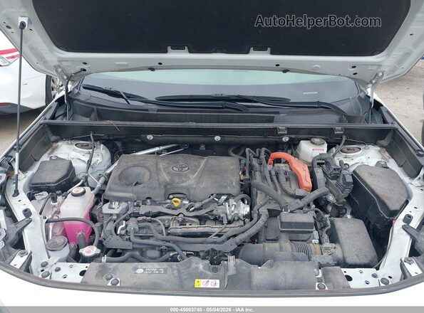 JTM16RFV8NJ022338 2022 TOYOTA RAV4 HYBRID White Rear view