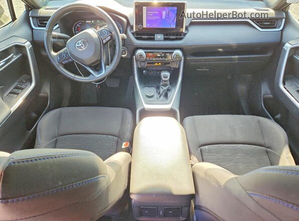 JTM16RFV8PJ031687 2023 TOYOTA RAV4 Черный Вид панели приборов