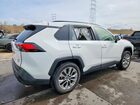 2019 Toyota Rav4 Xle Premium Белый vin: JTMA1RFV6KD018104