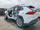 2019 Toyota Rav4 Xle Premium Белый vin: JTMA1RFV6KD018104