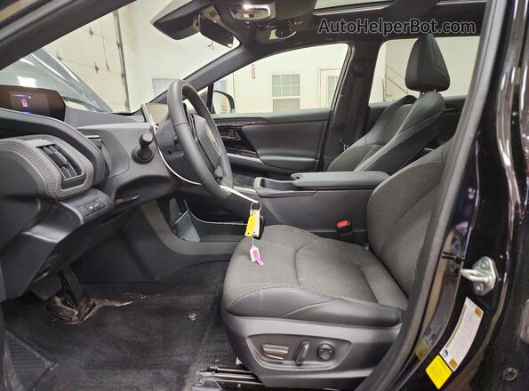 JTMAAAAA7RA047693 2024 TOYOTA BZ4X Black Vista interior delantera