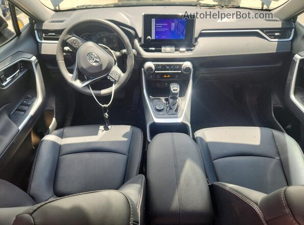 JTMB6RFV6RD119952 2024 TOYOTA 4 Gray წინა პანელის ხედი