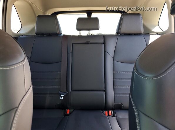 JTMB6RFV7ND050943 2022 TOYOTA RAV4 Белый Вид задних сидений