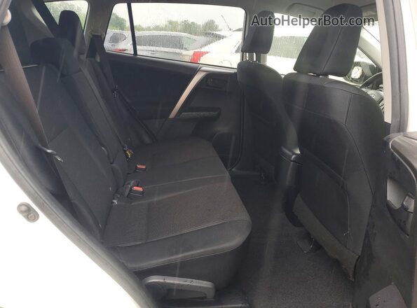 JTMBFREV0HJ124789 2017 TOYOTA RAV4 Белый Вид задней части салона