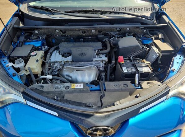 JTMBFREV4HJ702215 2017 TOYOTA RAV4 Blue Շարժիչի բաժամունքի տեսք
