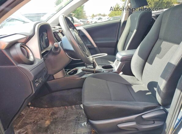 JTMBFREV5JJ185660 2018 TOYOTA RAV4 Синий Вид салона спереди