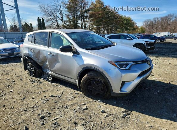JTMBFREV6JJ196201 2018 TOYOTA LE Серебряный Передняя правая четверть