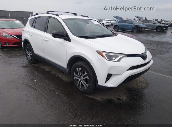 JTMBFREV7JJ186289 2018 TOYOTA LE White Передня права чверть