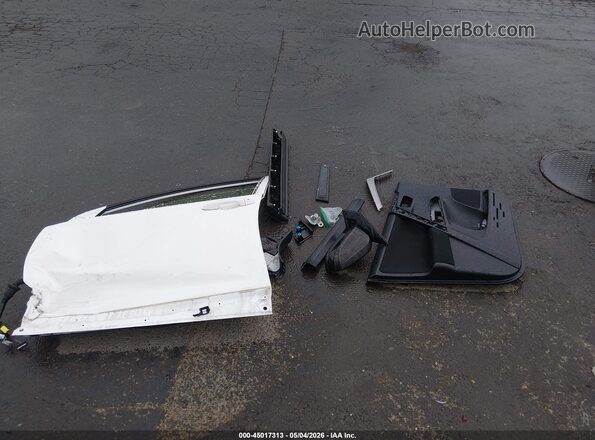 JTMBFREV7JJ186289 2018 TOYOTA LE White Вид щитка приладів