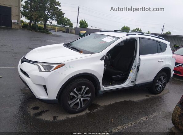 JTMBFREV7JJ186289 2018 TOYOTA LE White Вид спереду