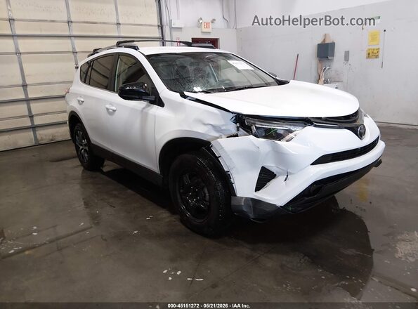 JTMBFREV9JJ255032 2018 TOYOTA RAV4 Белый Передняя правая четверть