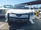 2018 Toyota Rav4 Le White vin: JTMBFREVXJJ719977