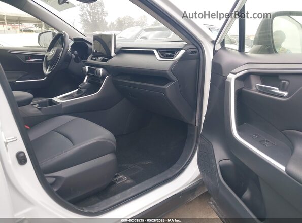 JTMC1RFV7PD099162 2023 TOYOTA RAV4 Белый Вид салона спереди