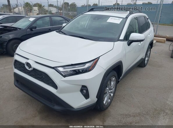JTMC1RFV7PD099162 2023 TOYOTA RAV4 Белый Передняя левая четверть