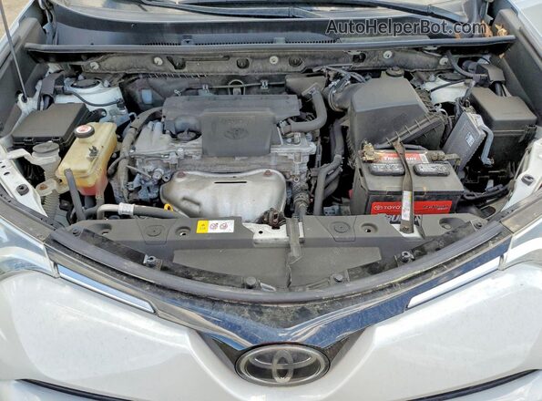 JTMDFREV0JJ193206 2018 TOYOTA RAV4 White Вид підкапотного простору