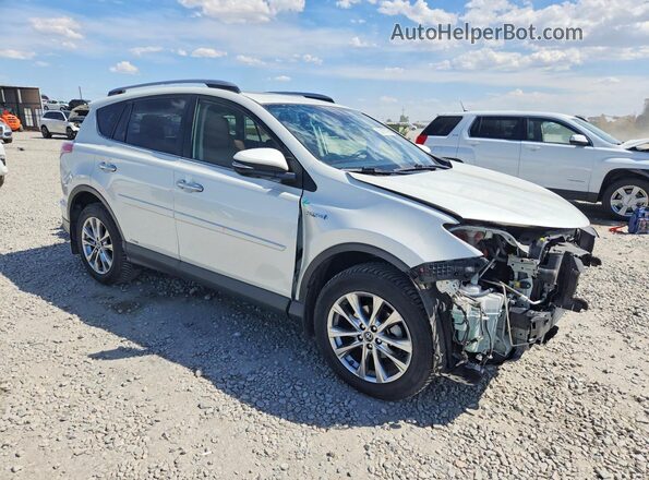 JTMDJREVXHD061884 2017 TOYOTA RAV4 White Przód prawy