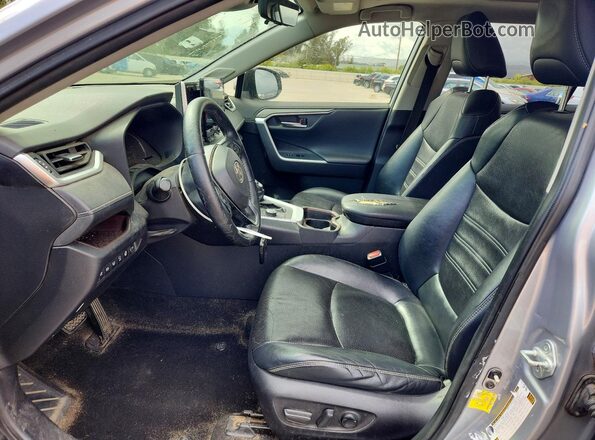 JTMDWRFVXLD536118 2020 TOYOTA RAV4 Silver Widok wnętrza z przodu