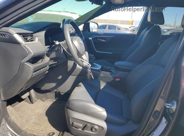 JTME6RFV3RJ041077 2024 TOYOTA RAV4 Серый Вид салона спереди