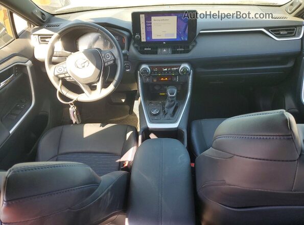 JTME6RFV3RJ041077 2024 TOYOTA RAV4 Серый Вид панели приборов