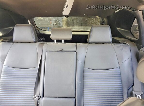 JTME6RFV8RJ061504 2024 TOYOTA RAV4 Серебряный Вид задних сидений