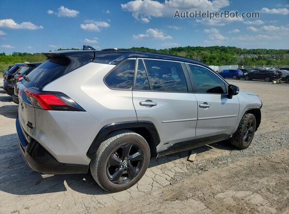 JTMEWRFV6KJ021038 2019 TOYOTA RAV4 Серебряный Задняя правая четверть