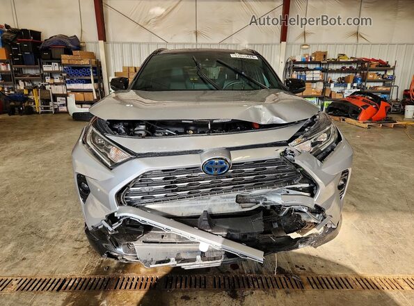 JTMEWRFV8KD522673 2019 TOYOTA RAV4 Silver Front view