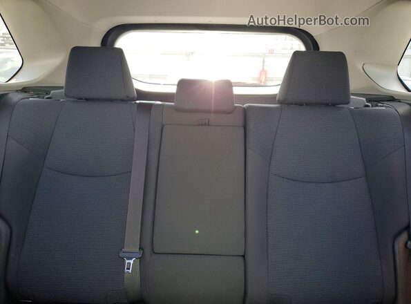 JTMF1RFV1KD037617 2019 TOYOTA RAV4 Белый Вид задних сидений