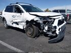 2020 Toyota Rav4 Le White vin: JTMF1RFV2LD049745