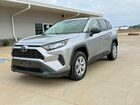 2019 Toyota Rav4 Le Silver vin: JTMF1RFV3KJ005186