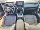 2019 Toyota Rav4 Le White vin: JTMH1RFV4KD511908