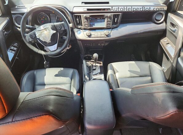JTMJJREV9JD155182 2018 TOYOTA RAV4 Белый Вид панели приборов