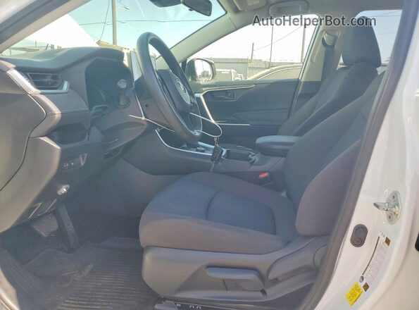 JTMMWRFV5PD204559 2023 TOYOTA RAV4 Белый Вид салона спереди