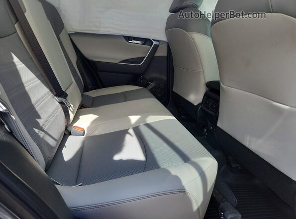 JTMN1RFV8MD077482 2021 TOYOTA RAV4 Gray უკანა სალონის ხედი