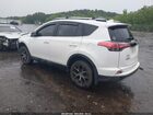 2018 Toyota Rav4 Se Белый vin: JTMNFREV9JD123755