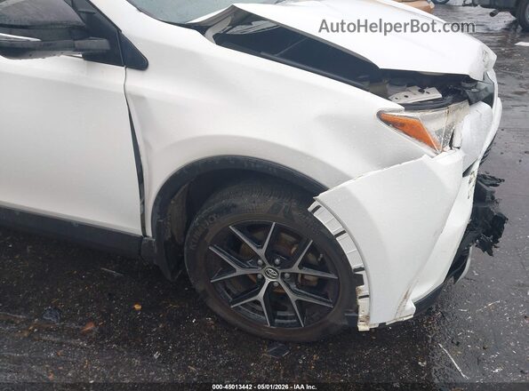 JTMNFREV9JD123755 2018 TOYOTA RAV4 Белый 