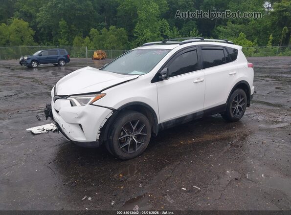 JTMNFREV9JD123755 2018 TOYOTA RAV4 Белый Передняя левая четверть