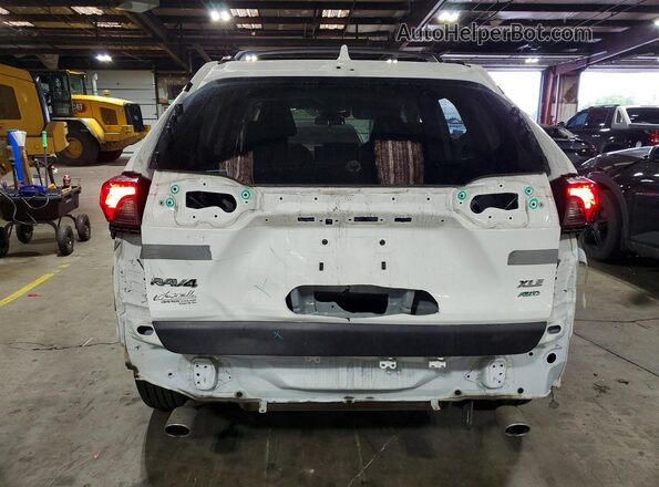 JTMP1RFV5KD017696 2019 TOYOTA RAV4 White Vista trasera