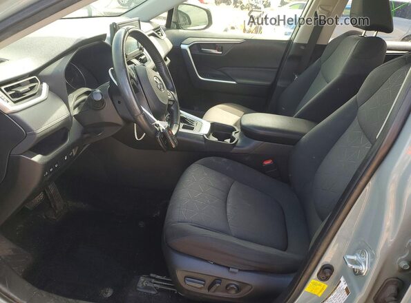 JTMP1RFV6KD008831 2019 TOYOTA RAV4 Зеленый Вид салона спереди
