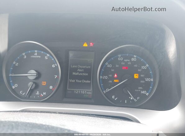 JTMRFREV1HJ712229 2017 TOYOTA RAV4 Gray Vista de los asientos traseros
