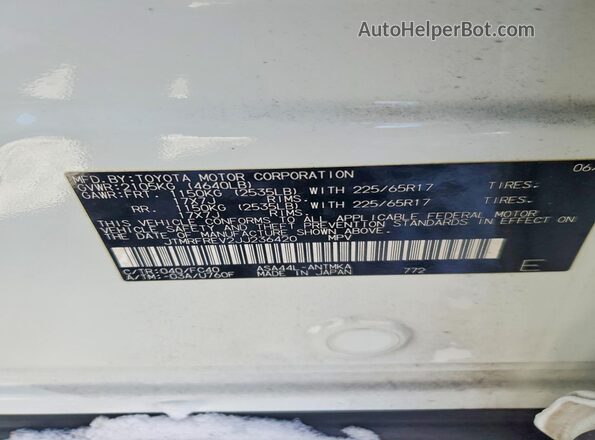 JTMRFREV2JJ236420 2018 TOYOTA RAV4 White Widok naklejki z numerem VIN