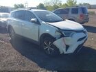 2017 Toyota Rav4 Xle White vin: JTMRFREV3HD200826