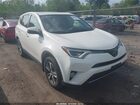 2018 Toyota Rav4 Xle White vin: JTMRFREV3JJ227726