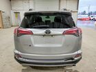 2018 Toyota Rav4 Xle Серебряный vin: JTMRFREV7JJ255626