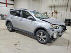 2018 Toyota Rav4 Xle Серебряный vin: JTMRFREV7JJ255626