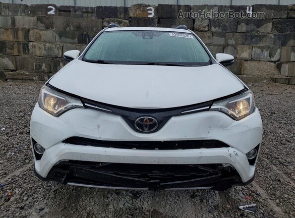 JTMRFREV8JJ244845 2018 TOYOTA RAV4 White Widok z przodu