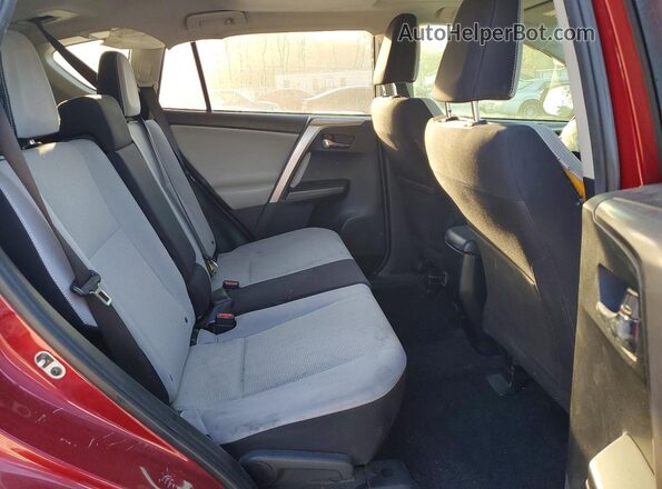 JTMWFREV0JD130145 2018 TOYOTA RAV4 Red Вид задньої частини салону